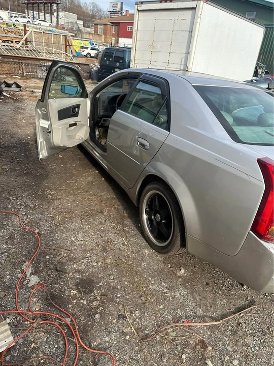 2004 Cadillac CTS 1st Gen - Image 2 of 3