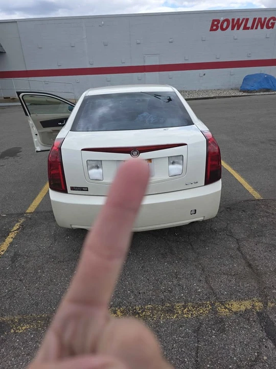 2004 Cadillac CTS 1st Gen - Image 7 of 8
