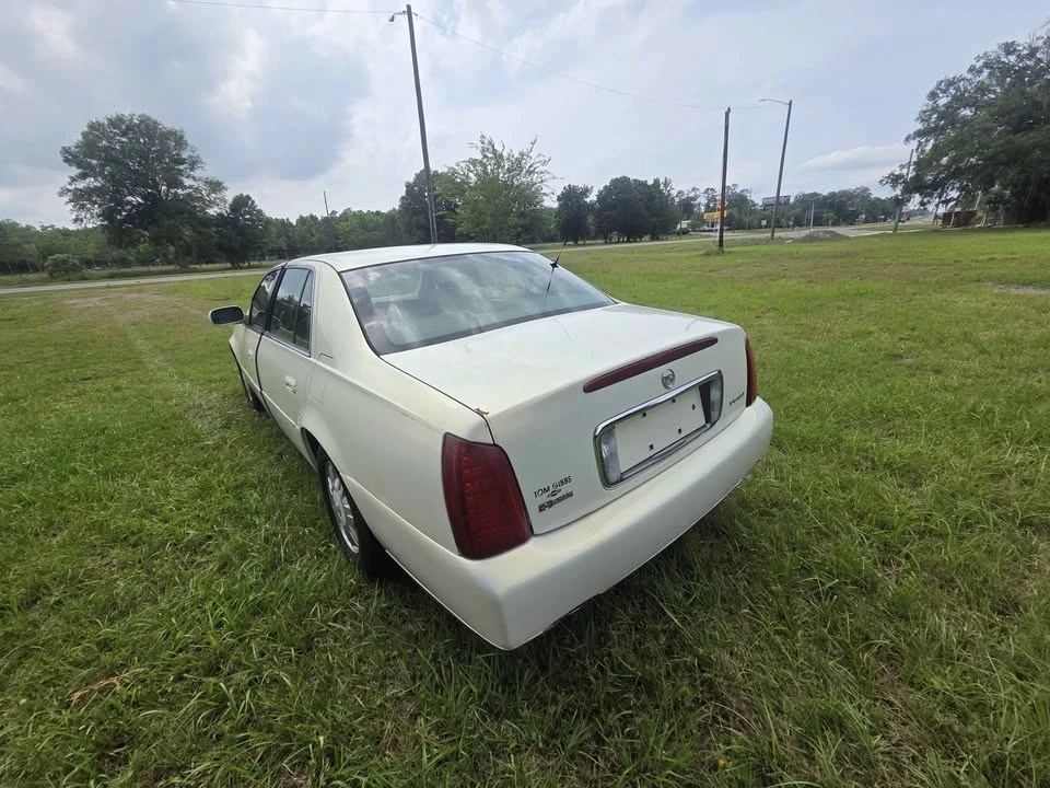 2004 Cadillac CTS 1st Gen - Image 10 of 12