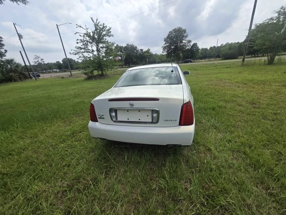 2004 Cadillac CTS 1st Gen - Image 5 of 12