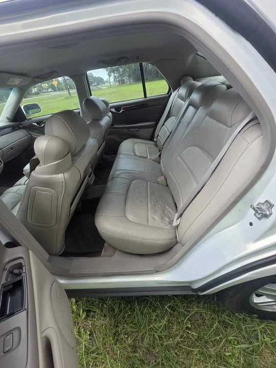 2004 Cadillac CTS 1st Gen - Image 9 of 12