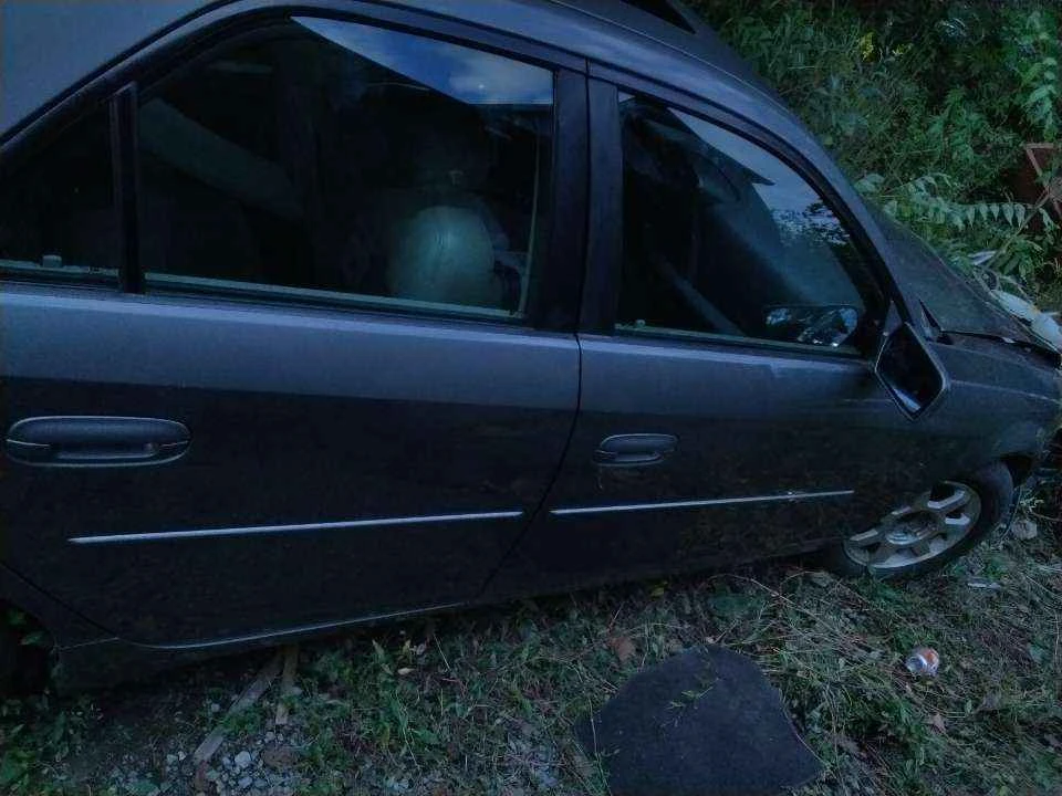 2004 Cadillac CTS 1st Gen - Image 2 of 10