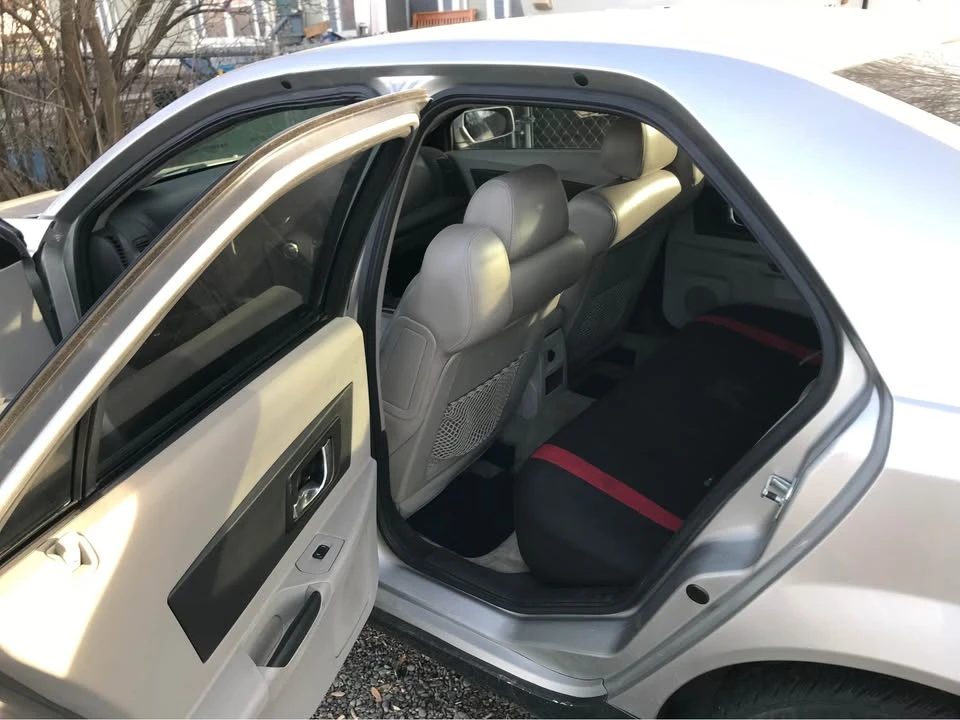 2004 Cadillac CTS 1st Gen - Image 6 of 10