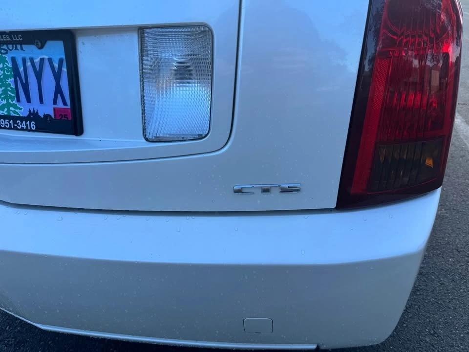 2004 Cadillac CTS 1st Gen - Image 7 of 15