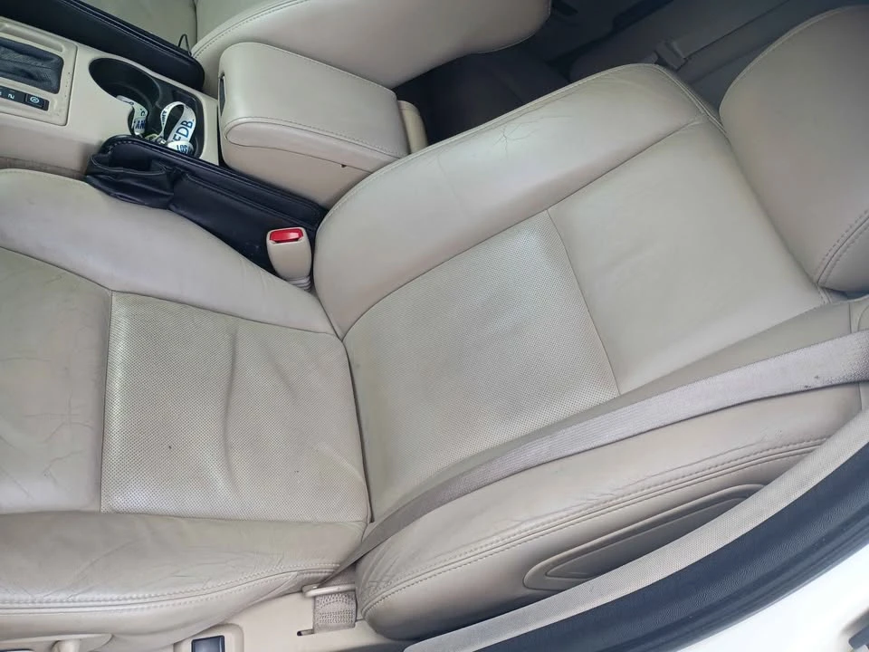 2004 Cadillac CTS 1st Gen - Image 5 of 8