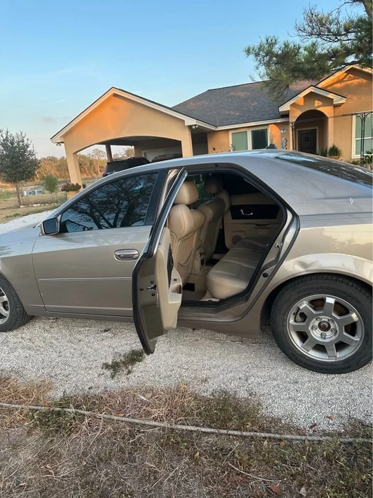 2004 Cadillac CTS 1st Gen - Image 6 of 8