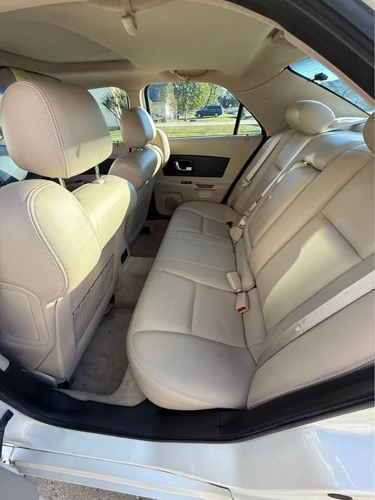 2004 Cadillac CTS 1st Gen - Image 11 of 17