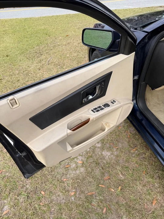 2004 Cadillac CTS 1st Gen - Image 10 of 13