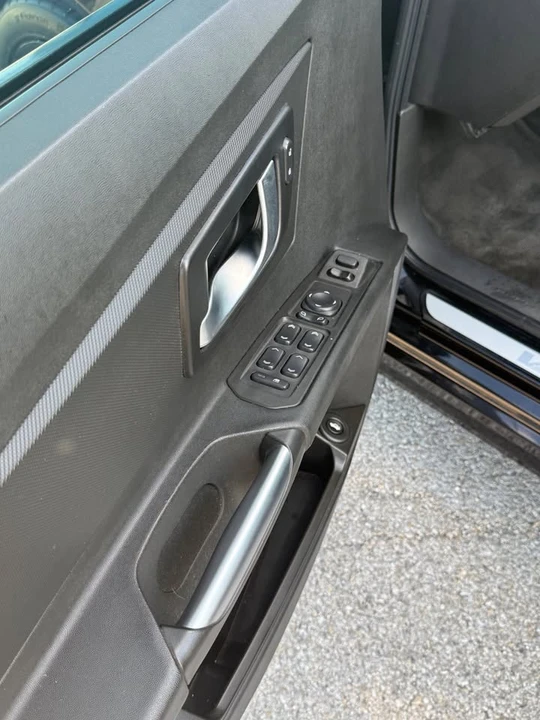 2004 Cadillac CTS-V 1st Gen - Image 16 of 20