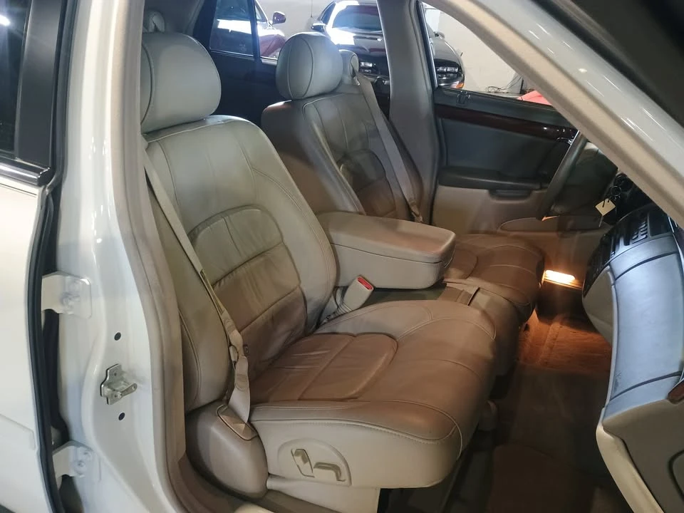 2004 Cadillac DeVille 7th Gen - Image 9 of 10