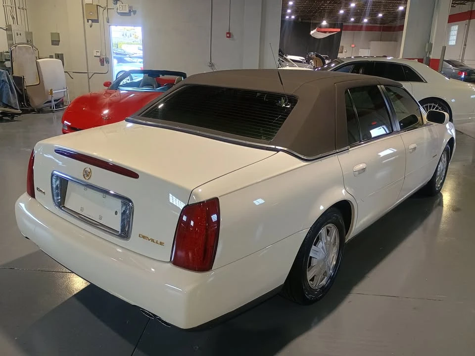 2004 Cadillac DeVille 7th Gen - Image 2 of 10