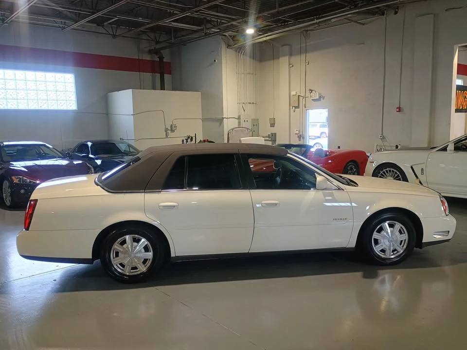 2004 Cadillac DeVille 7th Gen - Image 3 of 10