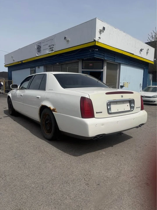 2004 Cadillac DeVille 8th Gen - Image 4 of 8
