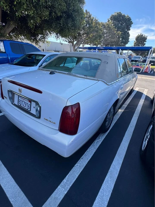 2004 Cadillac DeVille 8th Gen - Image 3 of 6