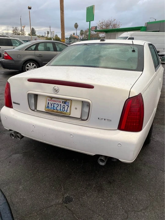 2004 Cadillac DeVille 8th Gen - Image 3 of 3