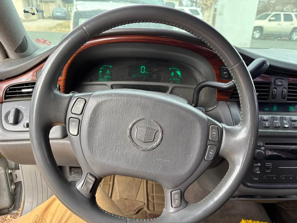 2004 Cadillac DeVille 8th Gen - Image 6 of 11