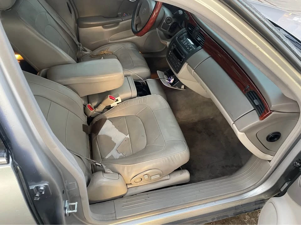 2004 Cadillac DeVille 8th Gen - Image 6 of 7