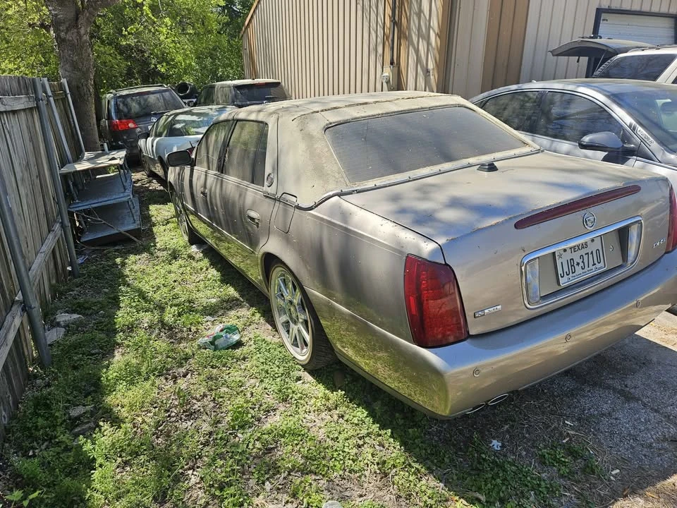 2004 Cadillac DeVille 8th Gen - Image 3 of 7