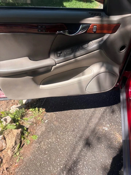 2004 Cadillac DeVille 8th Gen - Image 9 of 11