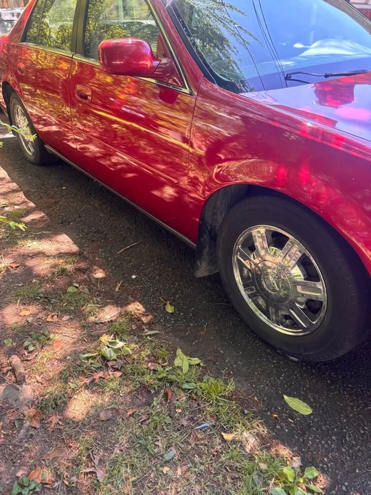 2004 Cadillac DeVille 8th Gen - Image 5 of 11