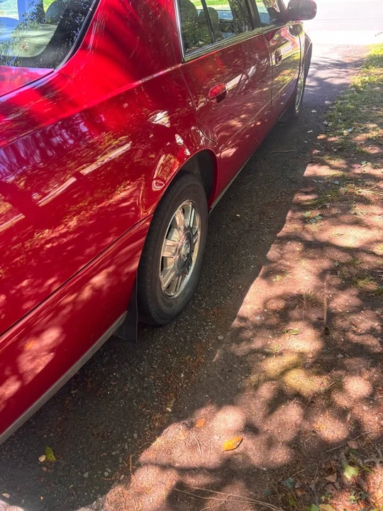 2004 Cadillac DeVille 8th Gen - Image 3 of 11
