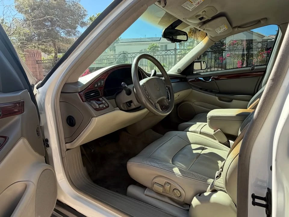2004 Cadillac DeVille 8th Gen - Image 6 of 13