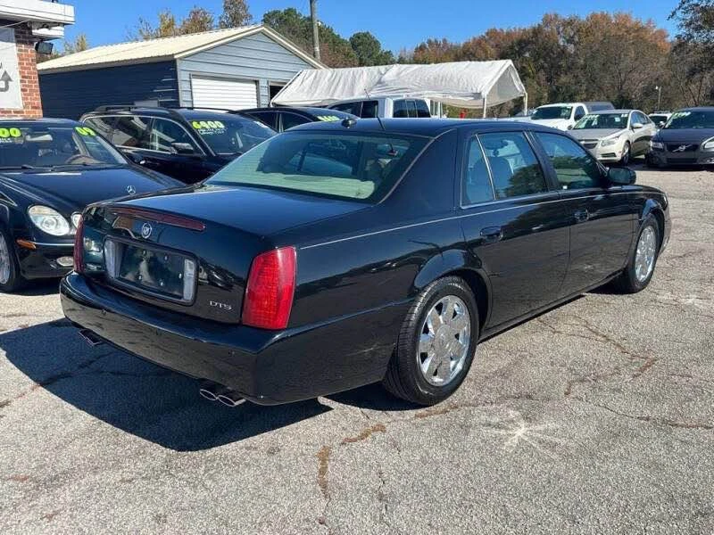 2004 Cadillac DTS - Image 8 of 20