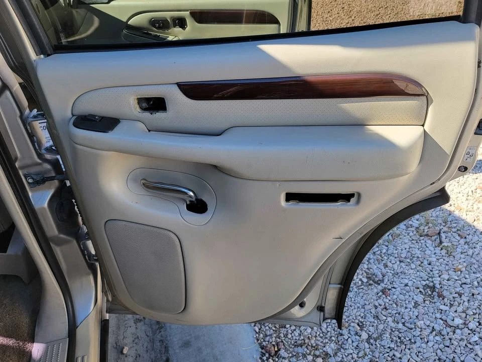 2004 Cadillac Escalade & EXT 2nd Gen - Image 10 of 20