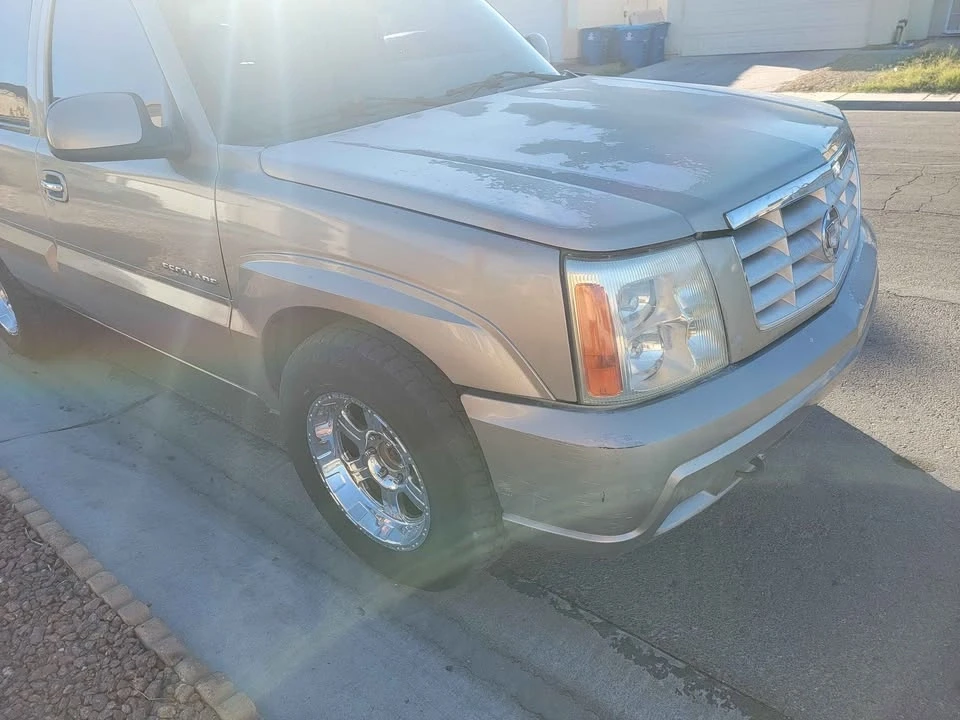 2004 Cadillac Escalade & EXT 2nd Gen - Image 3 of 16