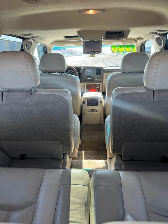 2004 Cadillac Escalade & EXT 2nd Gen - Image 3 of 8