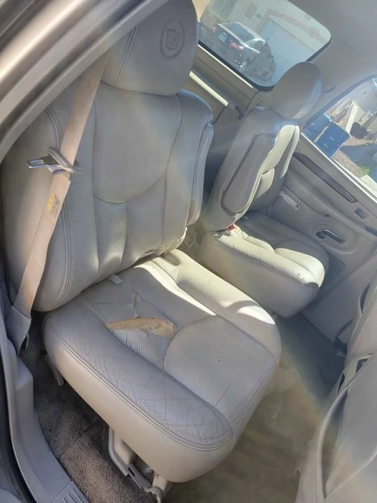 2004 Cadillac Escalade & EXT 2nd Gen - Image 12 of 20