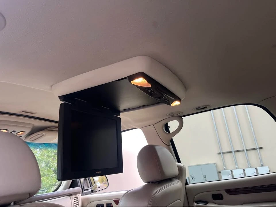 2004 Cadillac Escalade & EXT 2nd Gen - Image 15 of 15