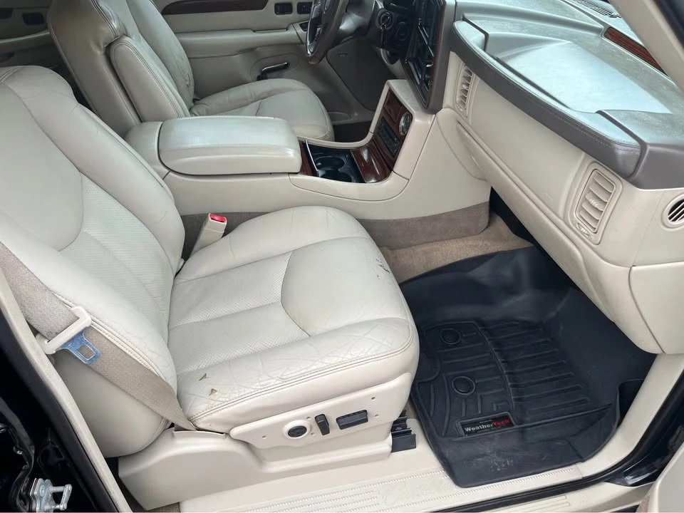 2004 Cadillac Escalade & EXT 2nd Gen - Image 9 of 15