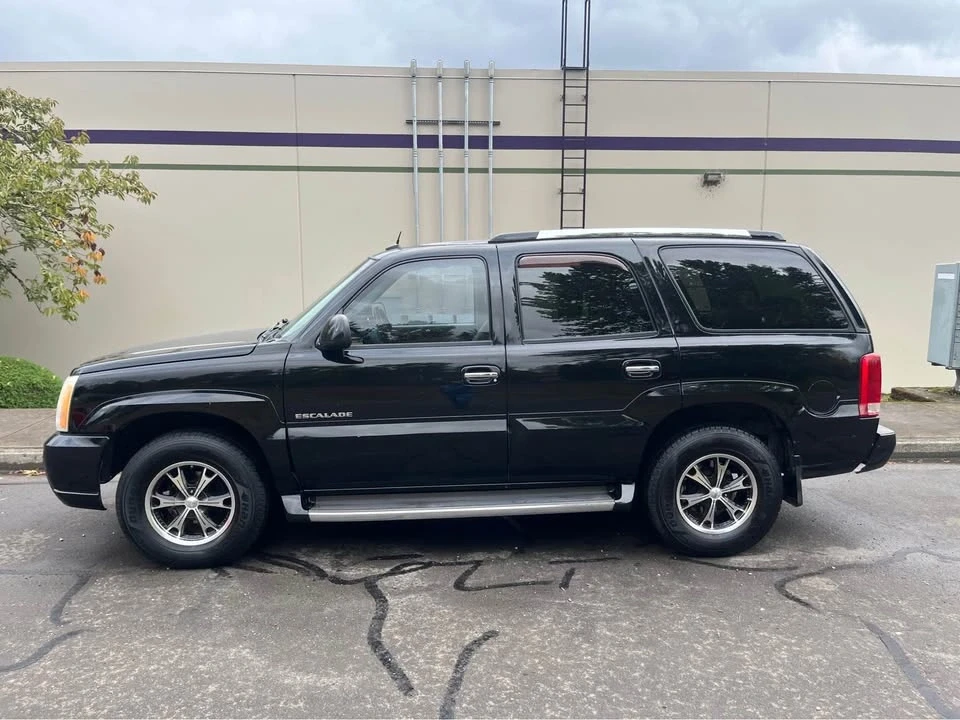 2004 Cadillac Escalade & EXT 2nd Gen - Image 5 of 15