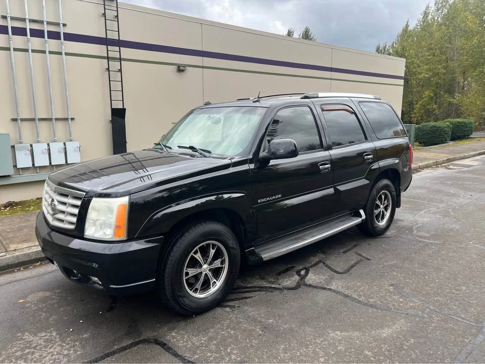 2004 Cadillac Escalade & EXT 2nd Gen - Image 4 of 13