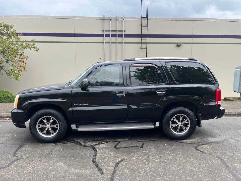 2004 Cadillac Escalade & EXT 2nd Gen - Image 5 of 13