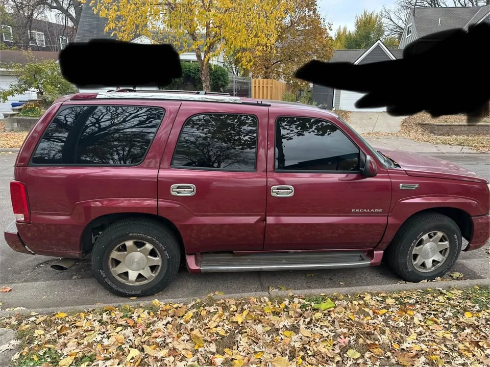 2004 Cadillac Escalade & EXT 2nd Gen - Image 4 of 8