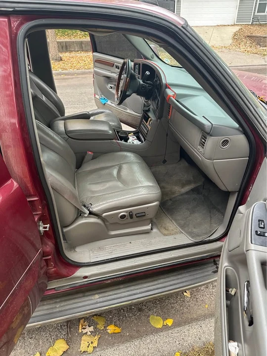 2004 Cadillac Escalade & EXT 2nd Gen - Image 8 of 8