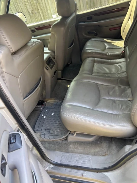 2004 Cadillac Escalade & EXT 2nd Gen - Image 15 of 20