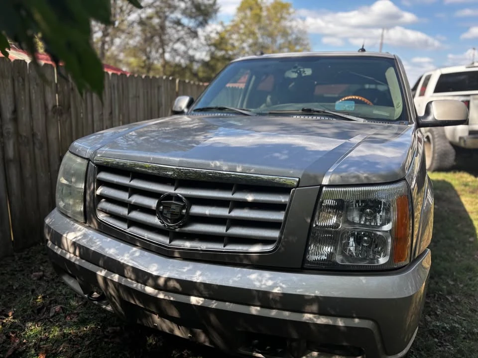 2004 Cadillac Escalade & EXT 2nd Gen - Image 4 of 20