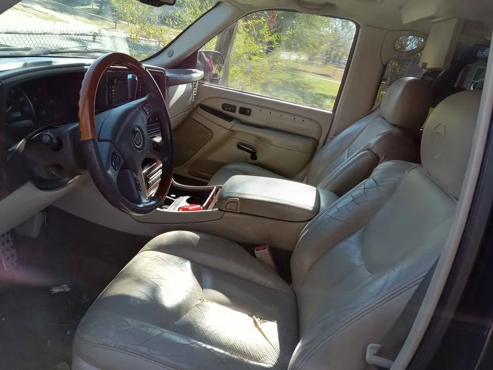 2004 Cadillac Escalade & EXT 2nd Gen - Image 7 of 7