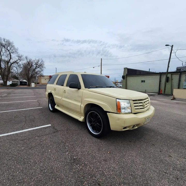 2004 Cadillac Escalade & EXT 2nd Gen - Image 5 of 7