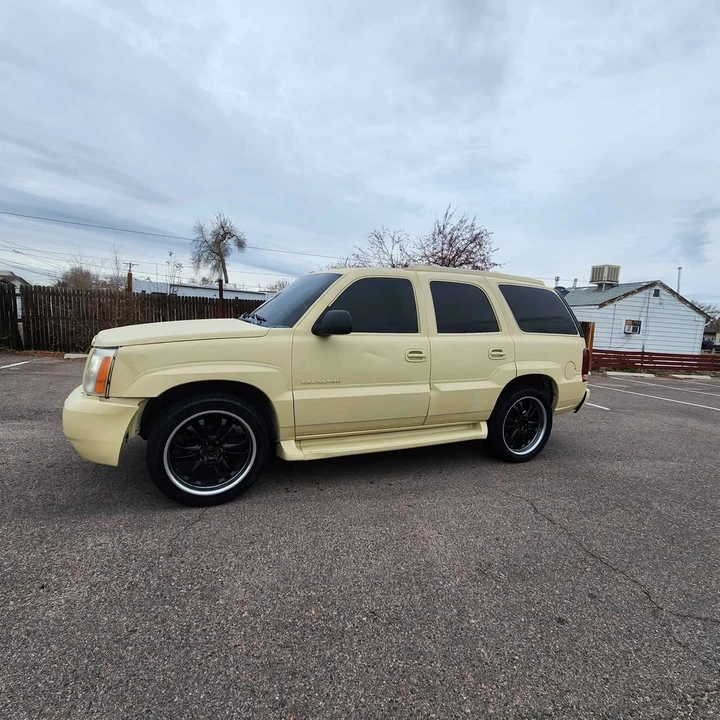 2004 Cadillac Escalade & EXT 2nd Gen - Image 7 of 7