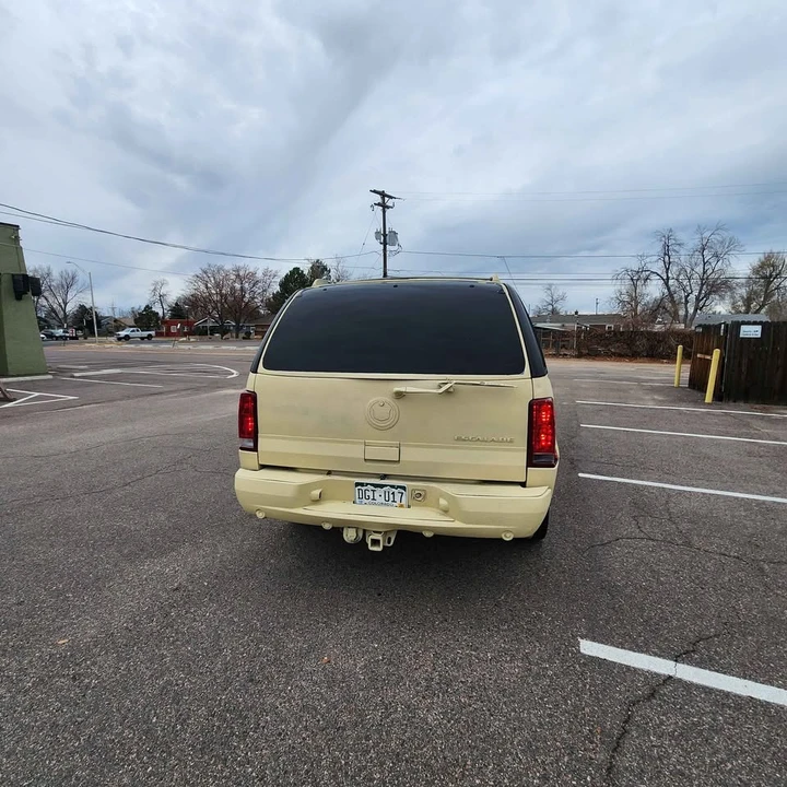 2004 Cadillac Escalade & EXT 2nd Gen - Image 2 of 7