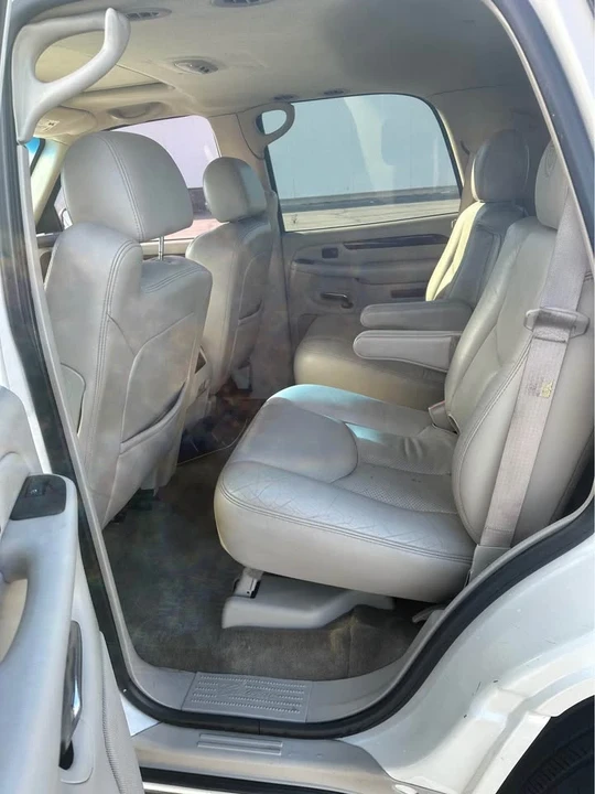 2004 Cadillac Escalade & EXT 2nd Gen - Image 11 of 12