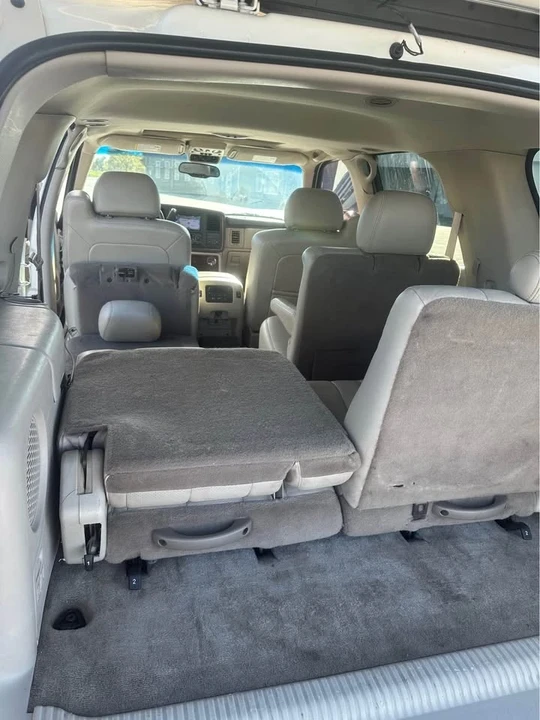 2004 Cadillac Escalade & EXT 2nd Gen - Image 10 of 12