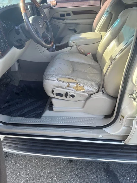 2004 Cadillac Escalade & EXT 2nd Gen - Image 7 of 12