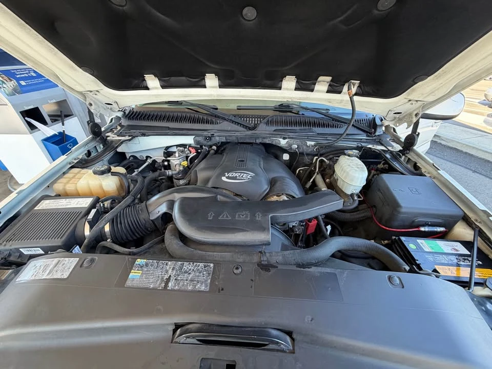 2004 Cadillac Escalade & EXT 2nd Gen - Image 7 of 10