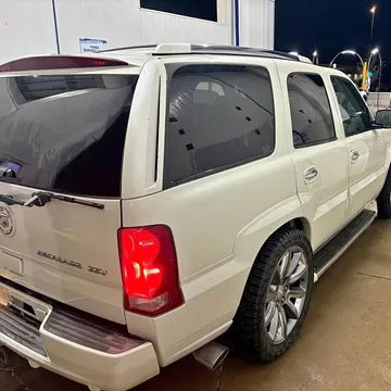 2004 Cadillac Escalade Premium Luxury Sport Utility 4D