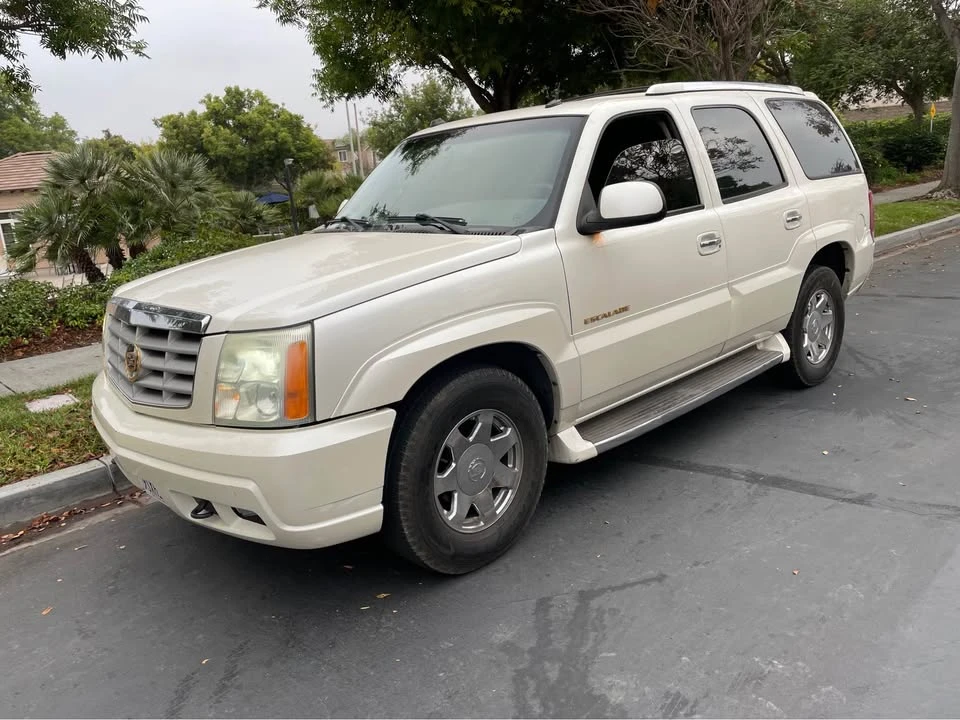 2004 Cadillac Escalade & EXT 2nd Gen - Image 10 of 10